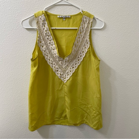 Collective Concepts Tops - Collective concepts blouse yellow medium
